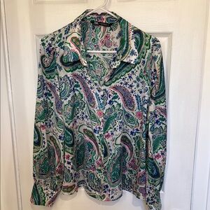 Zara Green Graphic Long Sleeve Button Down Shirt